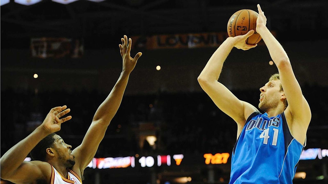 Mavericks hold off Cavaliers 102-97